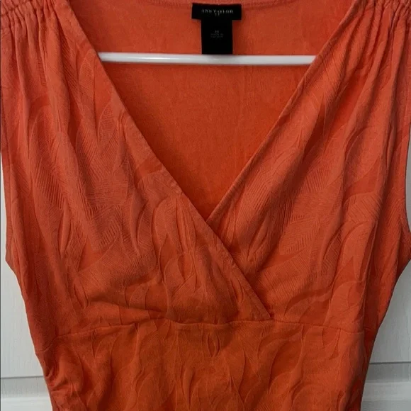Ann Taylor Orange Textured Short Sleeve Blouse - Picture 12 of 13